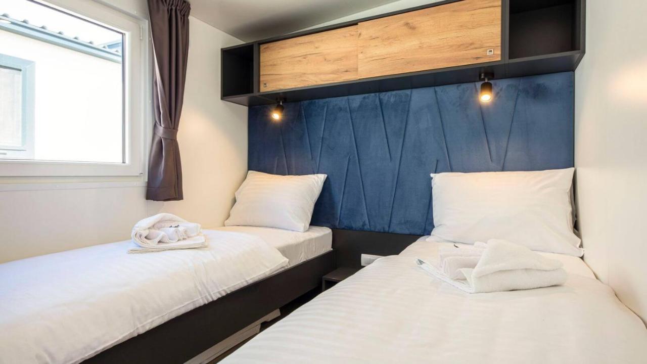 Terra Park Spiritos Hotel Kolan Ngoại thất bức ảnh