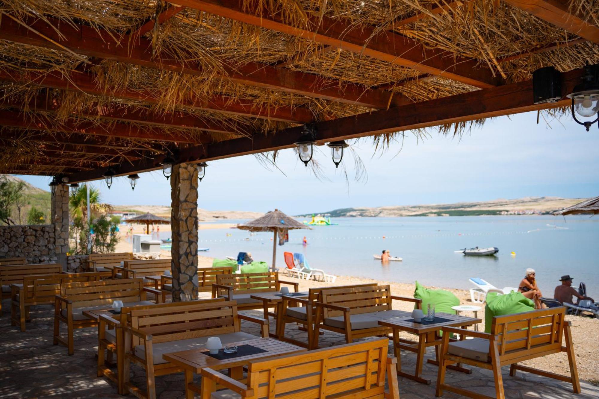 Terra Park Spiritos Hotel Kolan Ngoại thất bức ảnh